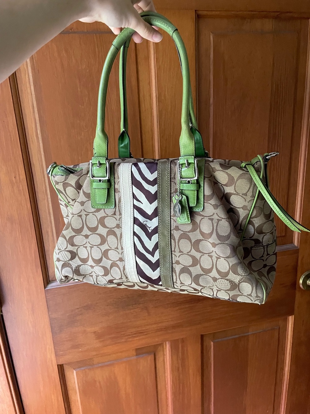 🥭vintage Coach Hamptons Signature canvas satchel zebra🥭